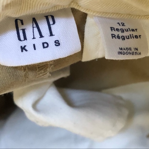 Gap Kids Uniform Lived -In Khakis with Washwell ™ - Picture 4 of 4